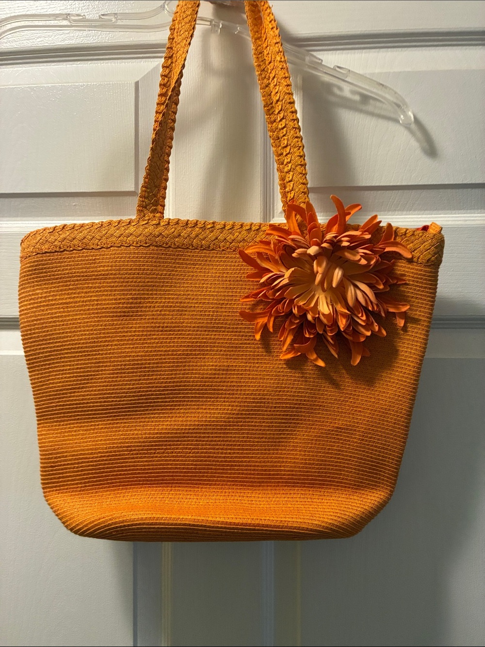 VTG Liz Claiborne Orange Floral Accent Woven Tote Bag w/large accent flower